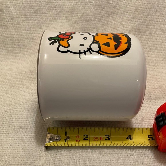 Hello Kitty Sanrio Halloween Pumpkin Mug 20 oz - Picture 8 of 9